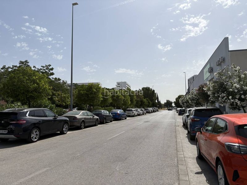 Foto b38d9db4-1227-4b11-86e1-c74557b00598. Area edificabile industriale in Palmete Sevilla