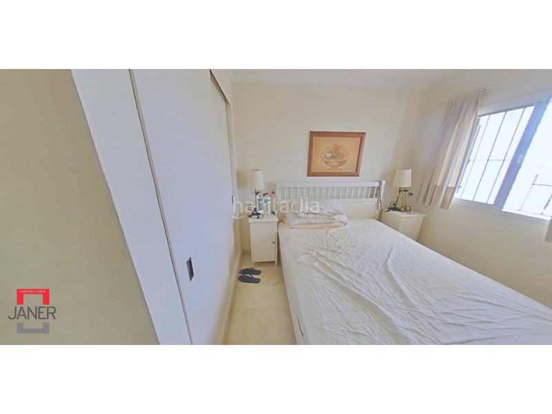 Foto a41f4121-8e76-44e5-8dbc-4de9c9b799ea. Casa adossada amb aparcament a Isla Cristina
