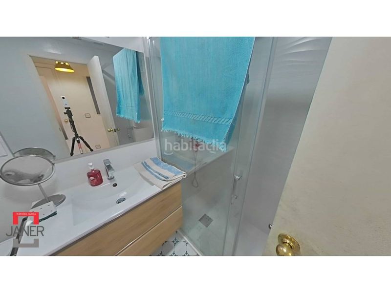 Foto ae640438-8a06-4a76-98ba-09b22dd41b0b. Casa adossada amb aparcament a Isla Cristina