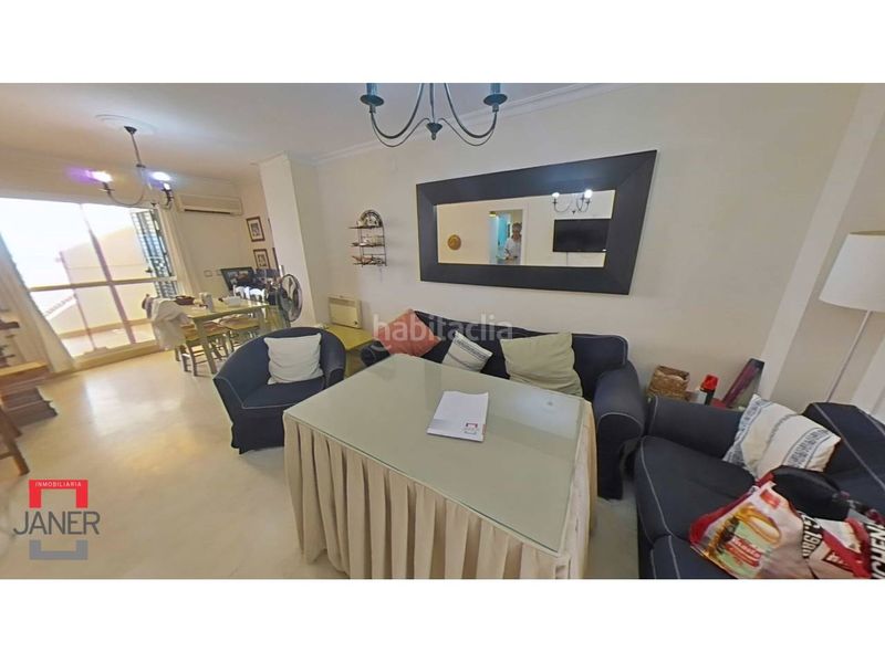 Foto f34393d3-b2ef-4e83-b515-96db30e5bdd5. Casa adossada amb aparcament a Isla Cristina