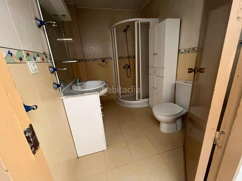 Foto 4492e374-66c0-4fe0-92ef-ab6ce7ee87e2. Casa  en venta en el pueblo en Alameda