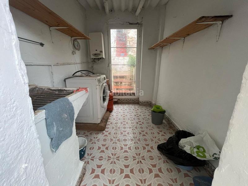 Foto a1dabb0b-cd39-4cc4-b8a0-f9dcf6f4936b. Casa  en venta en el pueblo en Alameda