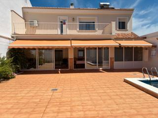 Casa adossada a Calle almeria 10. Chalet adosado en humilladero (málaga)