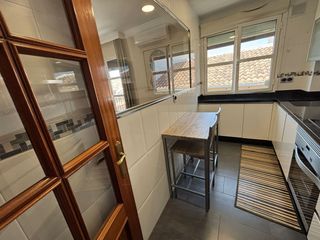Pis a Centro. Piso en venta en calle lucena