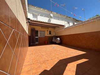 Casa a schiera in Cueva de Menga. Casa en venta en cuesta de archidona (antequera)