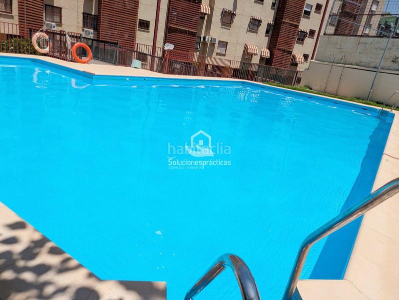 Foto 617e7433-b647-4751-b22c-18fad1896d71. Piso  en venta en Hospital general, 4 dormitorios. en Jaén