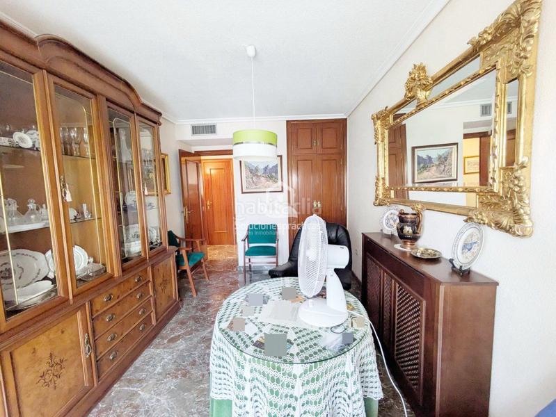 Foto 7f8bda5b-f208-4674-a68e-9dec69c967eb. Piso  en venta en Hospital general, 4 dormitorios. en Jaén