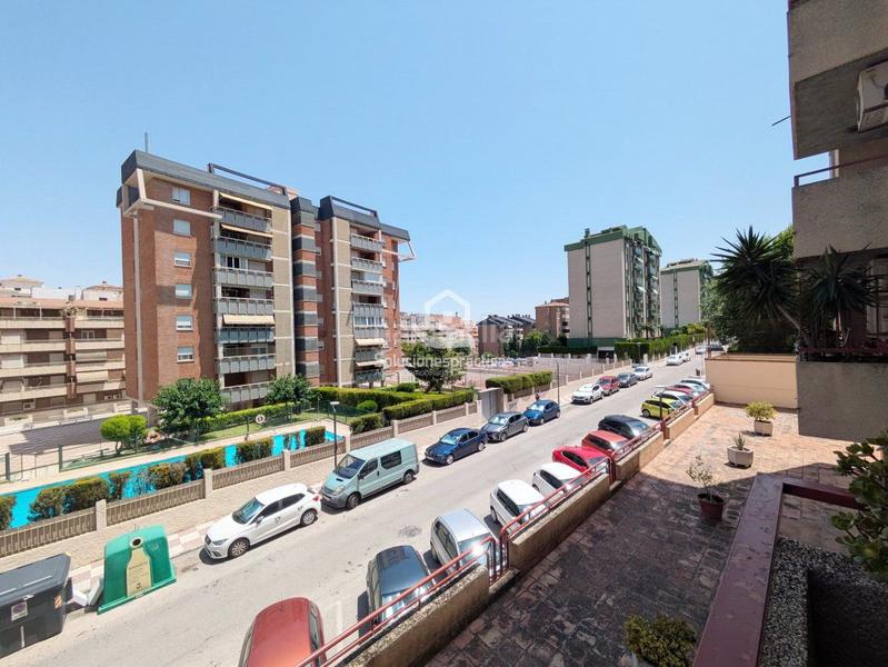 Foto a1b274d3-7aed-4f7f-93c3-1b9d9ff9b169. Piso  en venta en Hospital general, 4 dormitorios. en Jaén