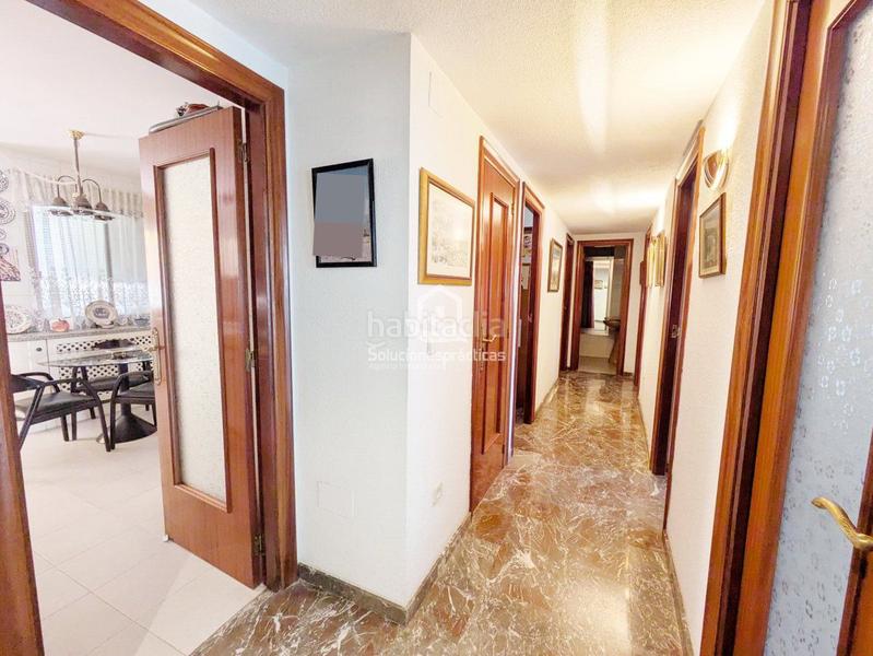 Foto ae015e28-1721-4ae4-8b31-1c34c3633fac. Piso  en venta en Hospital general, 4 dormitorios. en Jaén