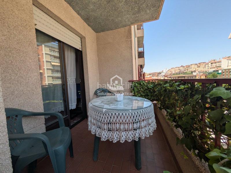 Foto c2ecabd8-4614-4002-bfb2-501aa395a0fd. Piso  en venta en Hospital general, 4 dormitorios. en Jaén