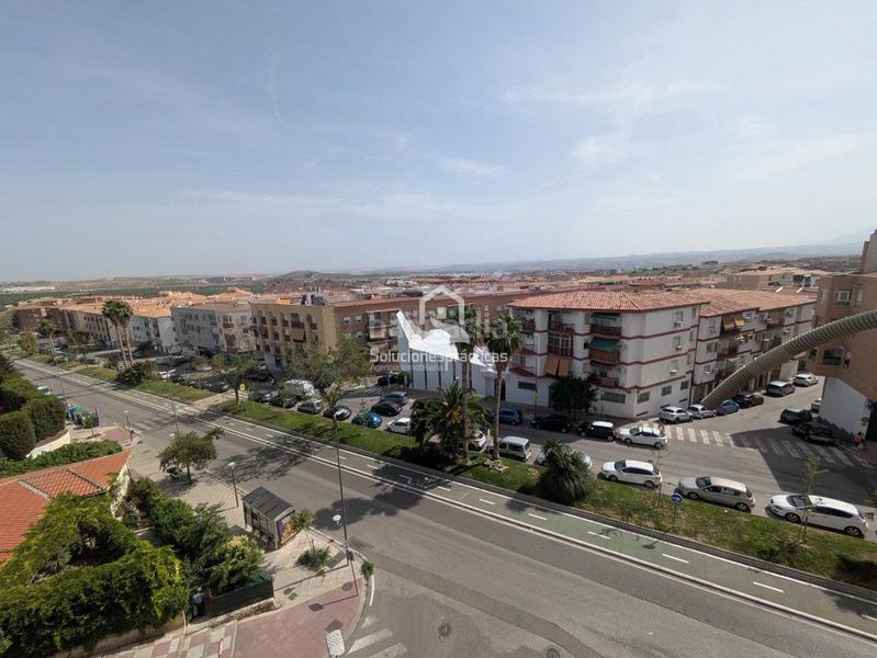 Foto 6eb636d8-0f41-44c0-847a-77a6a4822df9. Alquiler piso  en alquiler en avda. andalucía, 4 dormitorios. en Jaén