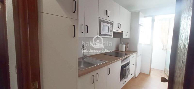 Foto 4c82f49f-4038-49d1-a353-614f91b2b9f9. Alquiler piso  en alquiler en hospital general, 4 dormitorios. en Jaén
