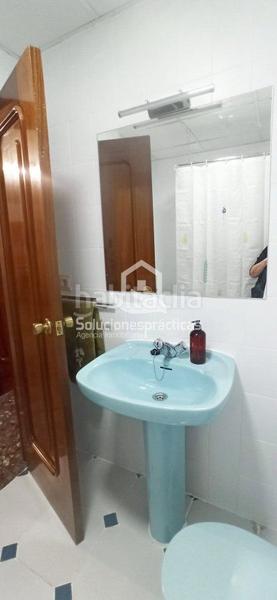 Foto a560f4ce-be49-4093-8a80-9ac6851093dc. Alquiler piso  en alquiler en hospital general, 4 dormitorios. en Jaén