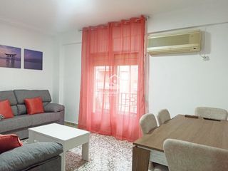 Affitto Appartamento  De barcelona. Piso en alquiler en avda. barcelona, 4 dormitorios.