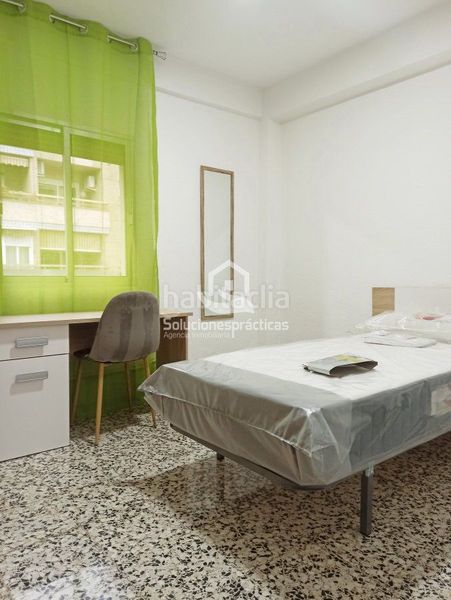 Foto aefc1533-3c8f-41f8-8168-b724a0d9a072. Lloguer pis a Peñamefecit - Avda Barcelona Jaén