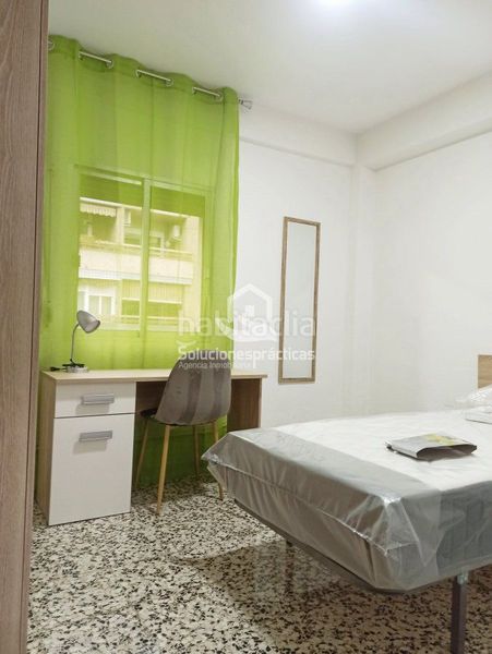 Foto e08e13f0-2331-4563-99f3-7f901020427a. Lloguer pis a Peñamefecit - Avda Barcelona Jaén