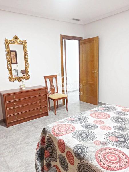 Foto 00a167cf-d045-4ef6-95f2-dc40e4bfbfeb. Alquiler piso en bailén 10 piso en alquiler en centro jardinillos, 3 dormitorios. en Jaén