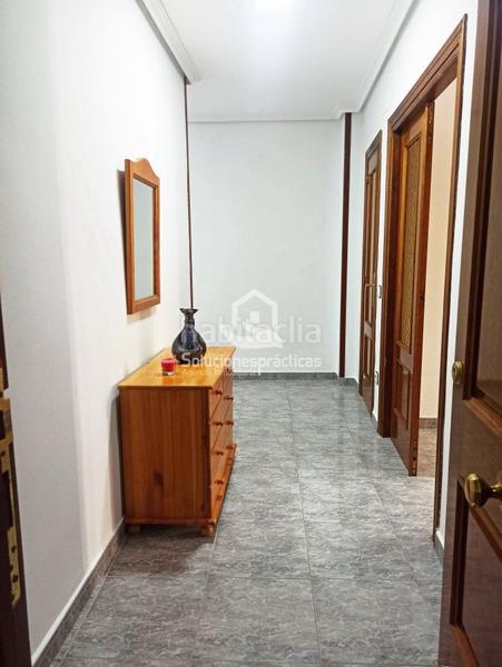 Foto f787a06a-0e5d-4d9b-b0ba-a796cbe16e13. Alquiler piso en bailén 10 piso en alquiler en centro jardinillos, 3 dormitorios. en Jaén