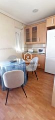 Rent Flat in Avda de Madrid - Pº de la Estación. Piso en alquiler en las protegidas, 4 dormitorios.