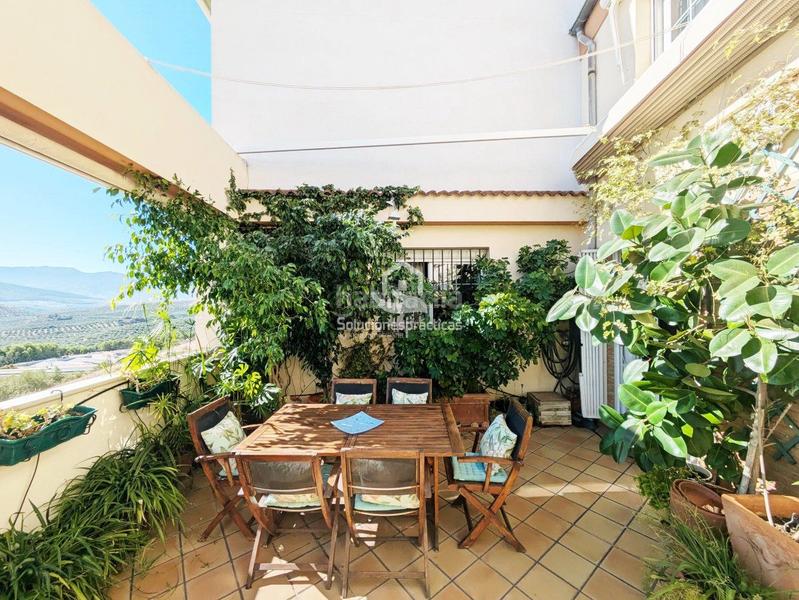 Foto 28672031-75d4-4c4c-86e5-a7023b822217. Casa  en venta en salobreja, 6 dormitorios. en Jaén