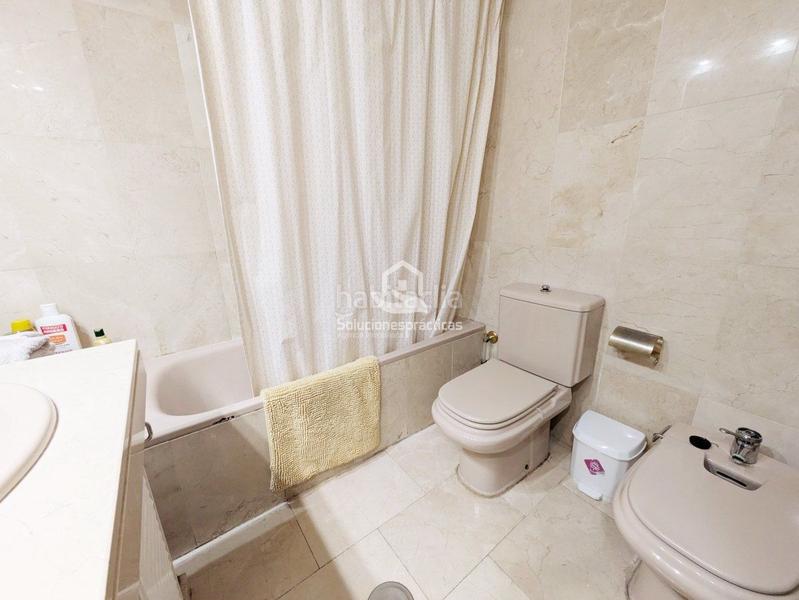 Foto 3487742a-9f3c-4d7f-b220-cce0888365a4. Casa  en venta en salobreja, 6 dormitorios. en Jaén