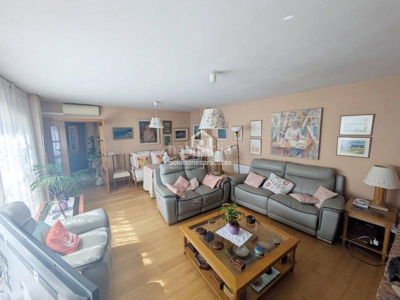 Foto 5642129a-b24b-4a09-b2bb-644e029d7b49. Casa  en venta en salobreja, 6 dormitorios. en Jaén