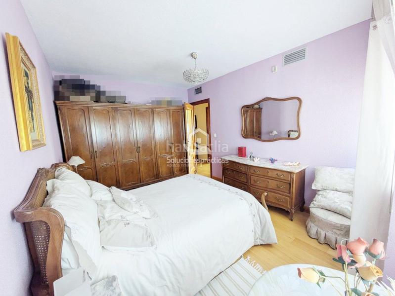 Foto 65db9dcf-b2e0-4656-83cb-528407f6ec54. Casa  en venta en salobreja, 6 dormitorios. en Jaén