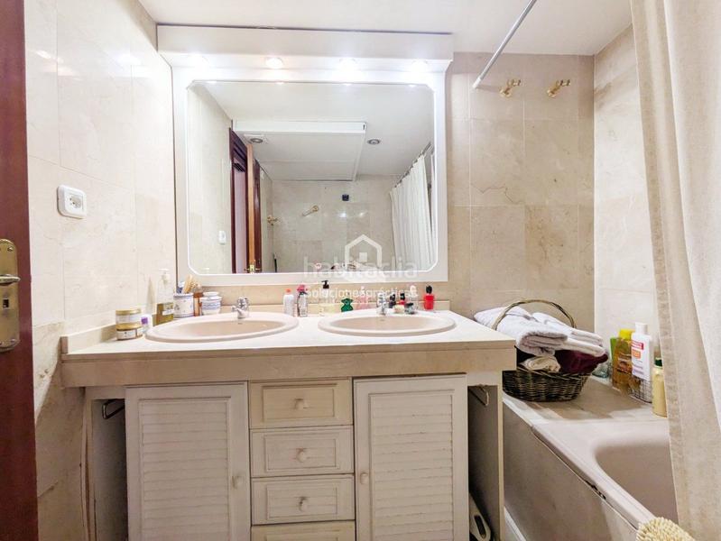 Foto 86866ea5-f88e-483f-940a-397a3e0acfdb. Casa  en venta en salobreja, 6 dormitorios. en Jaén