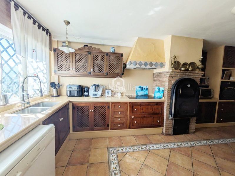 Foto c6acf676-ec1f-4ca1-b99e-90b94428f901. Casa  en venta en salobreja, 6 dormitorios. en Jaén