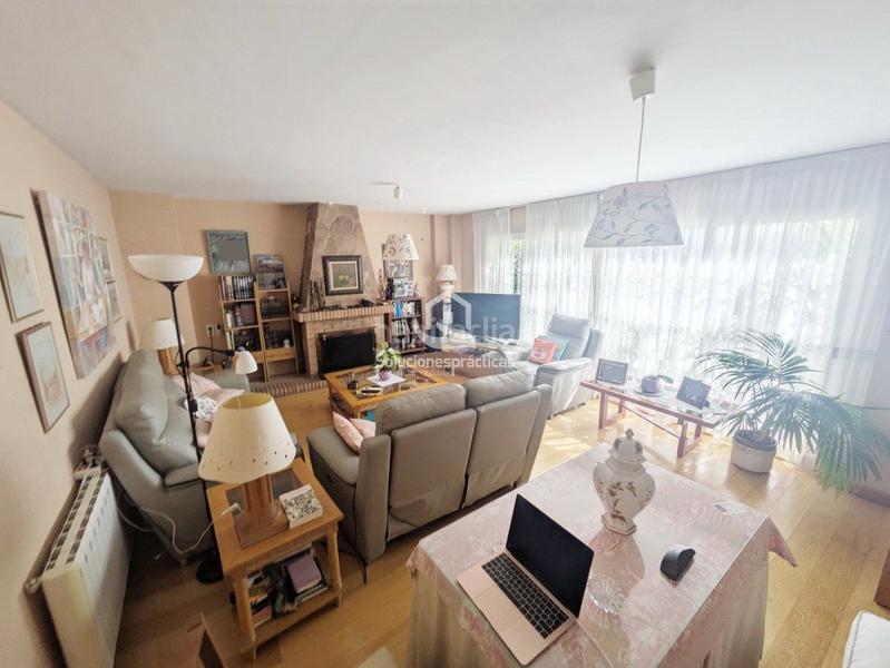 Foto dbdf0a5f-35a0-4ff1-a00b-9da53160595e. Casa  en venta en salobreja, 6 dormitorios. en Jaén