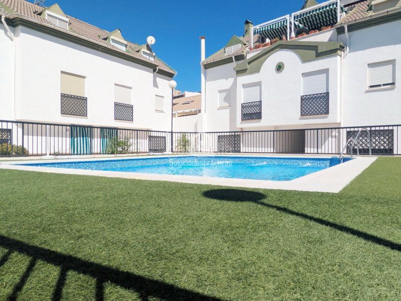 Foto df741acd-97f3-46f0-bb46-c5660a4d7bcc. Casa  en venta en salobreja, 6 dormitorios. en Jaén