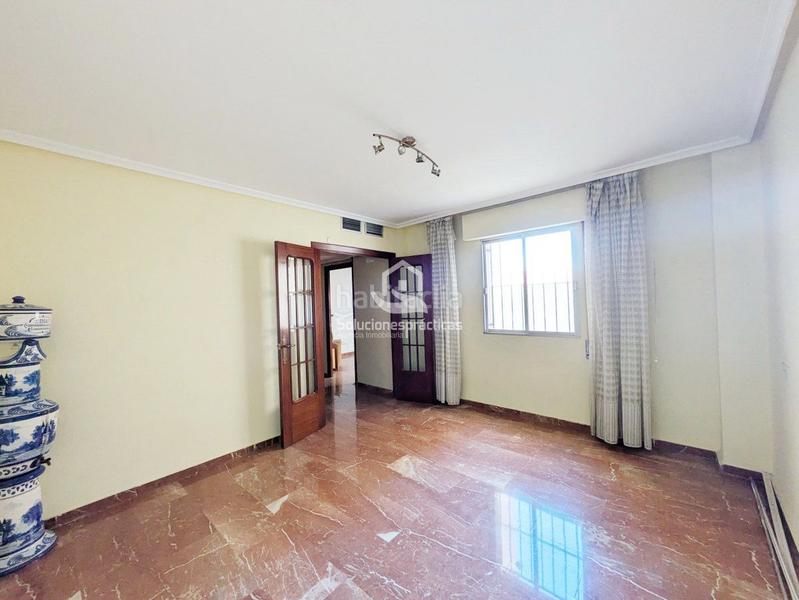 Foto e2d3b09f-2979-4526-a3fc-d4e19eec37f8. Appartamento con riscaldamento parcheggio in San Bartolomé - Millán de Priego Jaén