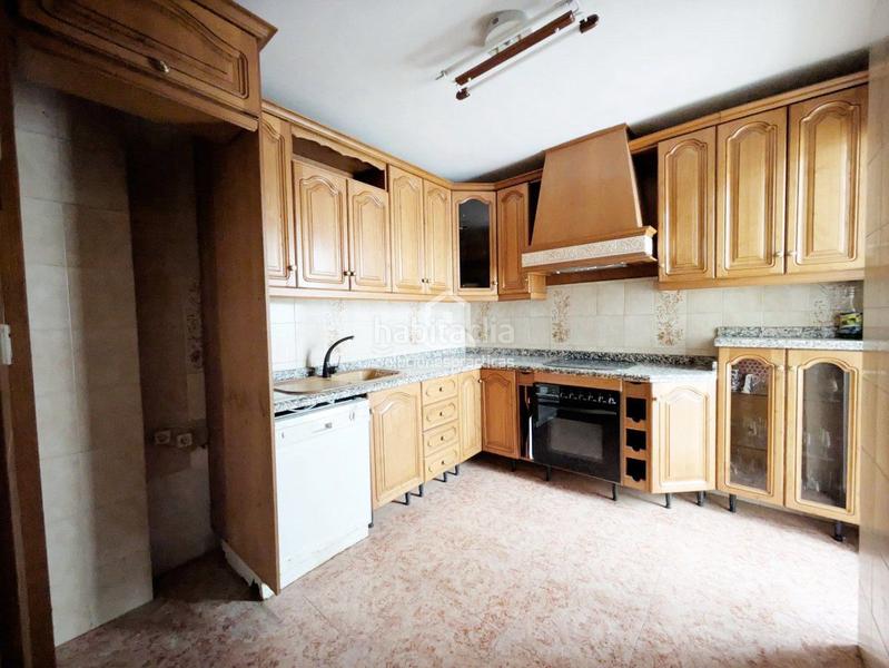 Foto ffb77ab6-2155-4404-b8bd-20975aacfaf9. Appartamento con riscaldamento parcheggio in San Bartolomé - Millán de Priego Jaén