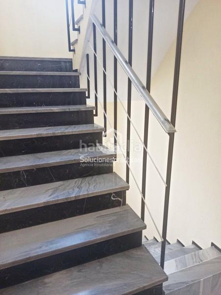 Foto 318a1fc6-452d-4444-bd5b-8a2980fec69c. Alquiler piso  en alquiler en paseo de la estación, 3 dormitorios. en Jaén