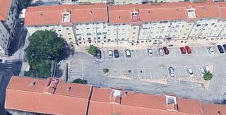 Location Parking voiture à Avda de Madrid - Pº de la Estación. Aparcamiento en alquiler en las protegidas.