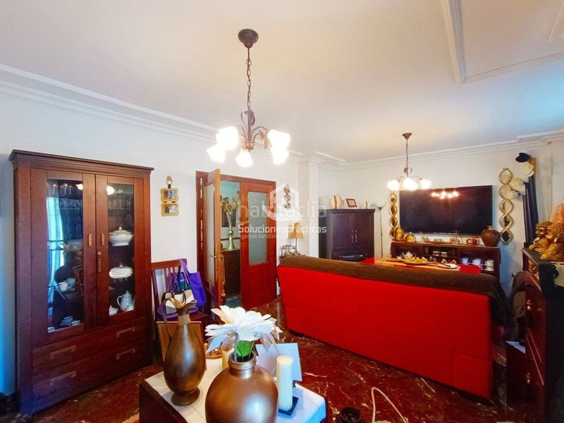 Foto 507e2fd1-e078-4f20-ac9c-5ea4d567beb6. Pis a Martos