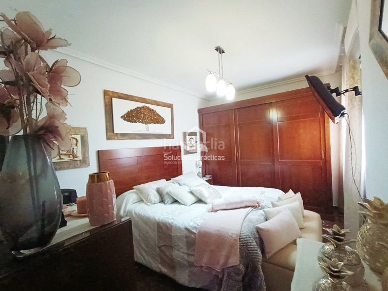 Foto f596b7f3-8b27-47dd-b99d-9483df6c0084. Pis a Martos