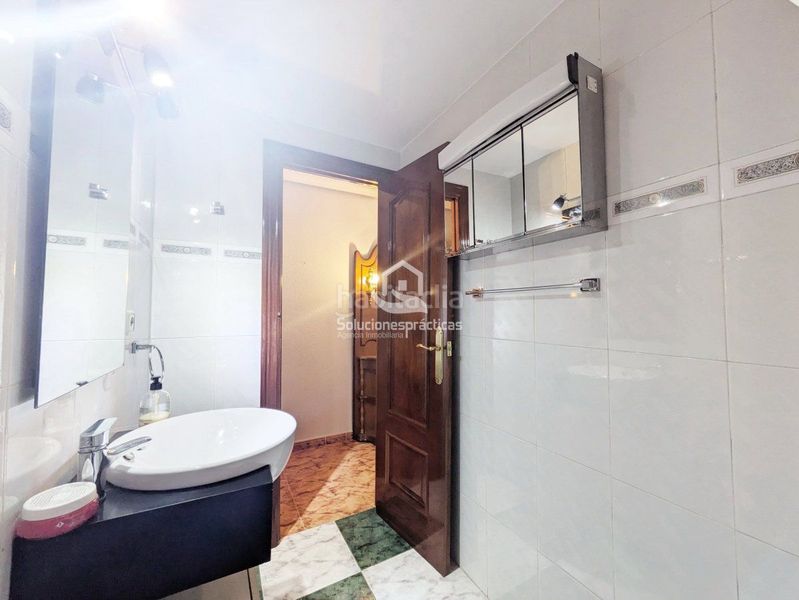 Foto 5067f23d-4d1d-456e-a61c-334ae0c2fc2e. Lloguer pis amb calefacció a Peñamefecit - Avda Barcelona Jaén