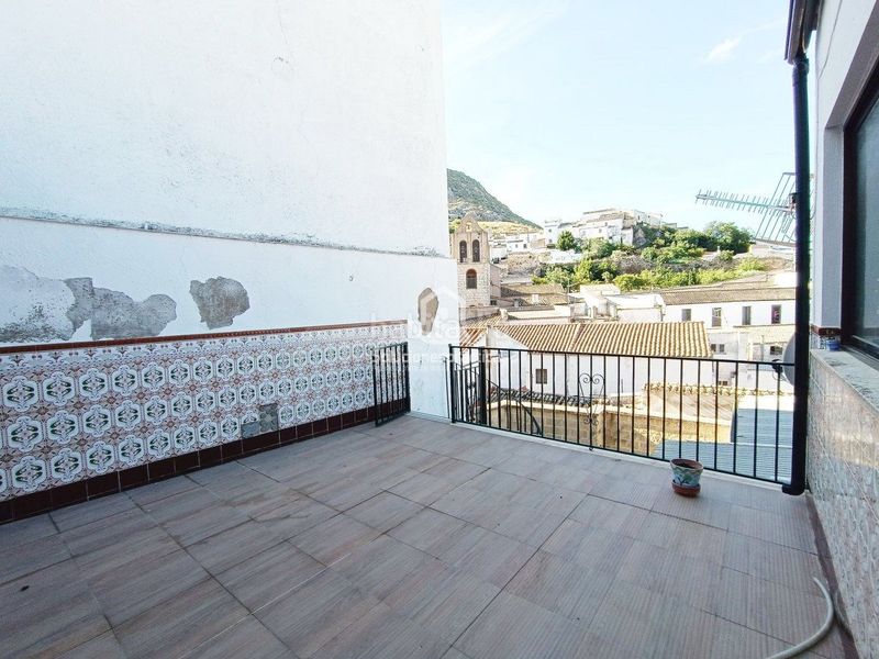 Foto c9d95ded-f0d0-494f-8766-9cd38ae529c4. Casa a Martos