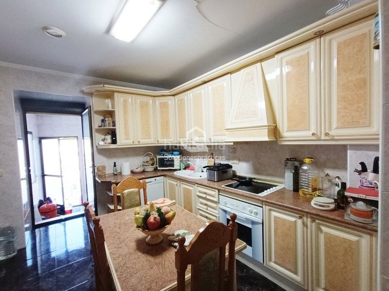 Foto fbc6bc5f-78ff-4768-b7f1-fe88646f5bfc. Casa a Martos