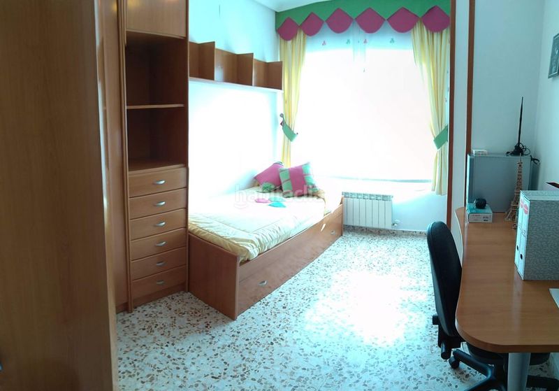 Foto 29b4bc42-f04f-4377-b8e9-72b40080cc2e. Rent flat with heating in Peñamefecit - Avda Barcelona Jaén
