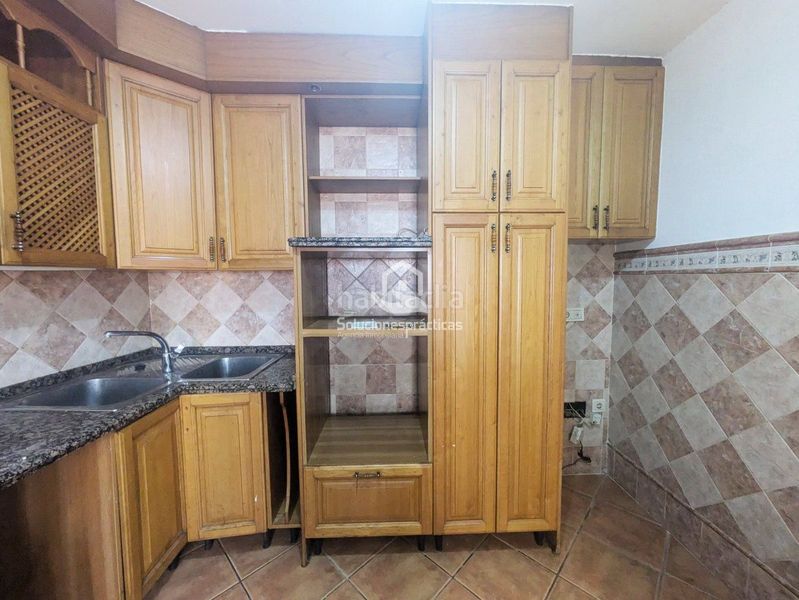Foto 356e9ebe-f032-408f-9f90-cd980661acec. Casa adossada a San Felipe - El Almendral - La Merced Jaén