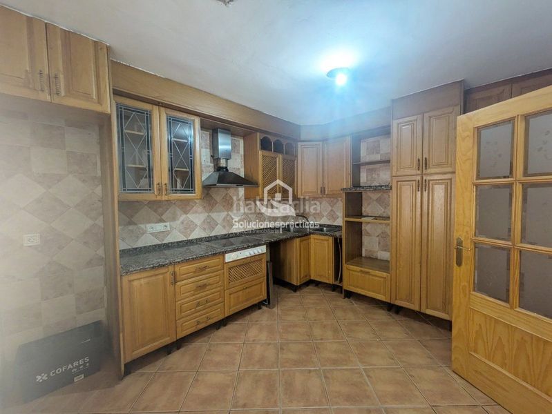 Foto 44f513e0-dfc2-4c62-b773-aef2f3ed92e0. Casa adossada a San Felipe - El Almendral - La Merced Jaén