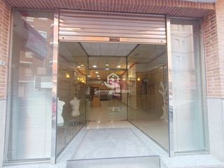 Lloguer Local Comercial  Moris marrodán. Local en alquiler en martos.