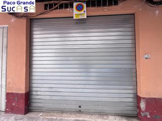 Aparcament cotxe  Calle calle guilln de castro. Local para 2 cocheras, con bao y despacho con vado.