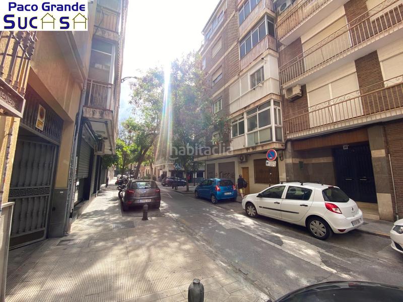Foto fb178c46-03da-4c54-bc2a-1c5a0780f1bb. Ático  reformado con terraza en el centro en Granada
