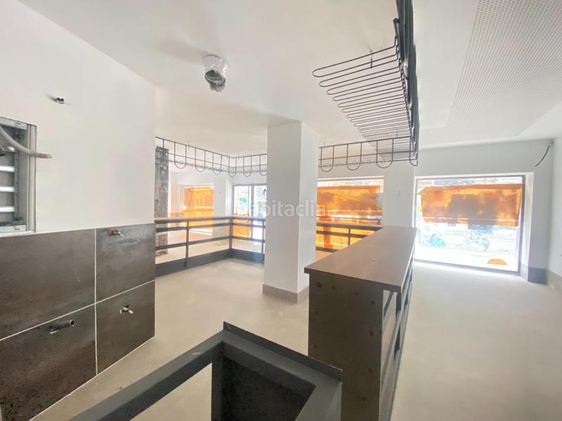 Foto a82b6a3e-f97b-4c44-afb6-b05dffc31574. Geschäftsraum in Camino de Ronda Granada