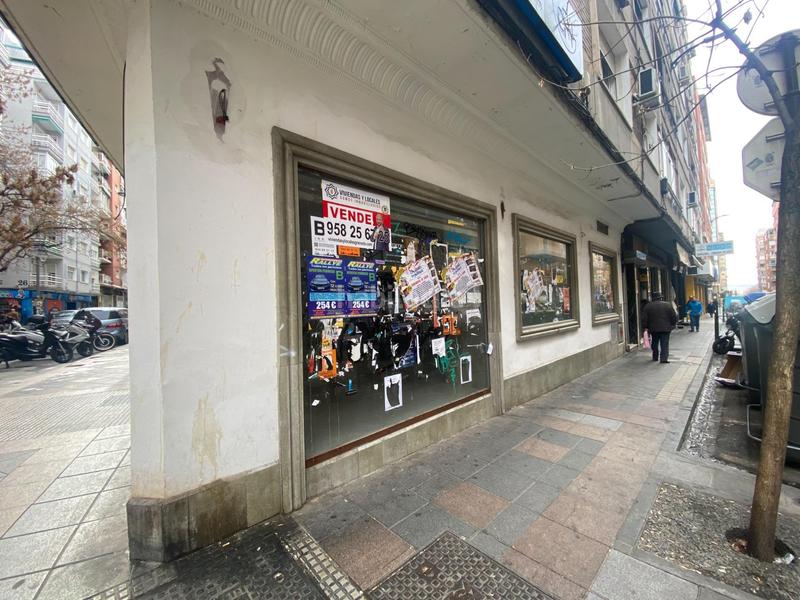 Foto fcf59a5a-f1fa-4da5-9739-ecc35ece6d53. Geschäftsraum in Camino de Ronda Granada