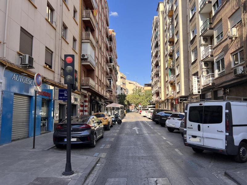 Foto 48e46cb9-3ba1-4391-8688-38fc2f662795. Local comercial a Camino de Ronda Granada