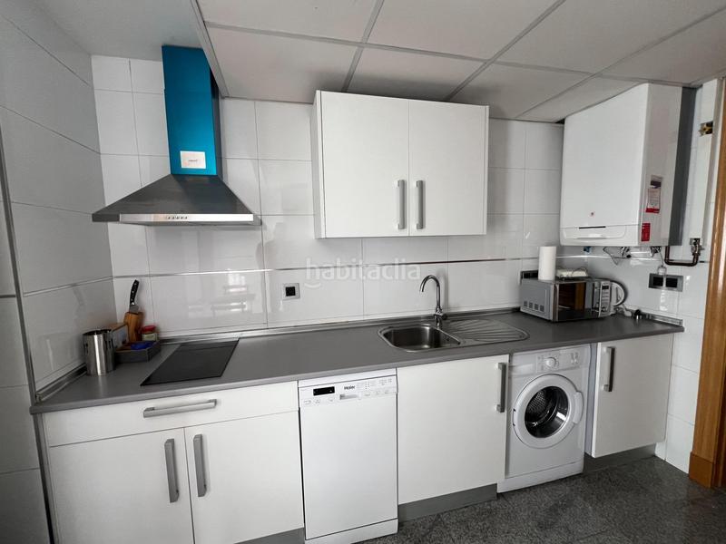 Foto 6123859e-128d-46ab-87f4-01a1793ecbc5. Lloguer pis amb calefacció a Centro - Sagrario Granada